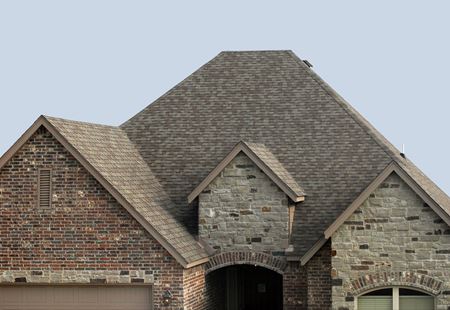 Roofing: Avoid DIY And Go Pro